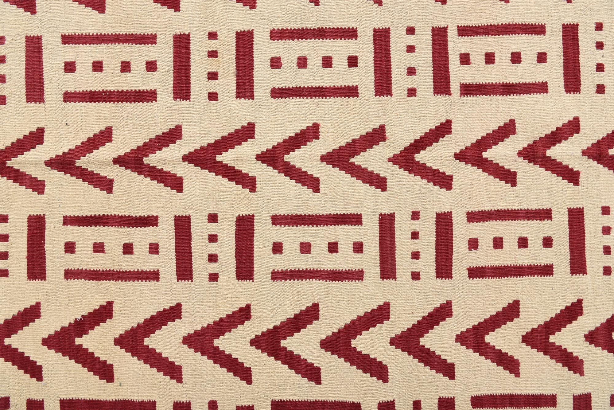 5' 2 x 6' 5 Hand Woven Kilim Modern Wool Rug