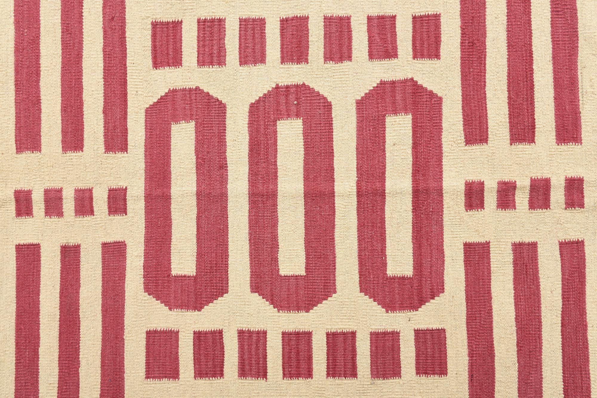 5' 1 x 6' 8 Hand Woven Kilim Modern Wool Rug