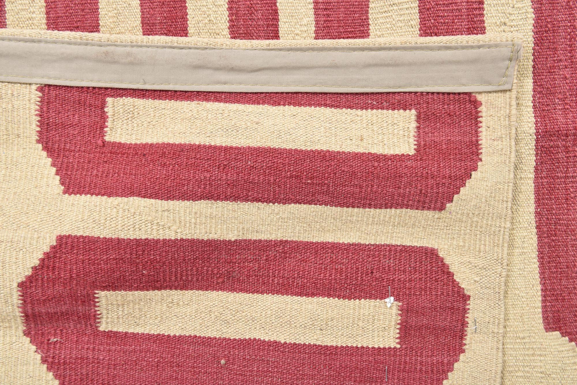 5' 1 x 6' 8 Hand Woven Kilim Modern Wool Rug