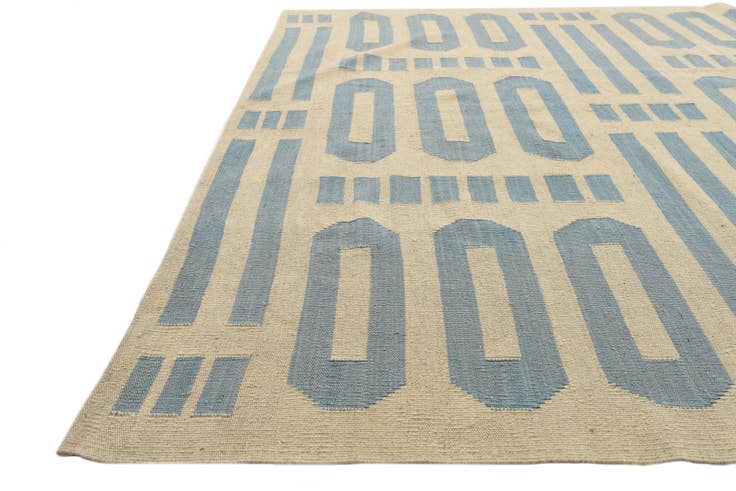 Detail image of 5' 7 x 7' 9 Hand Woven Kilim Modern Wool Rug