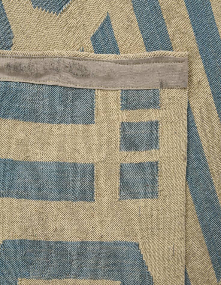 Detail image of 5' 7 x 7' 9  Hand Woven Kilim Modern Wool Rug