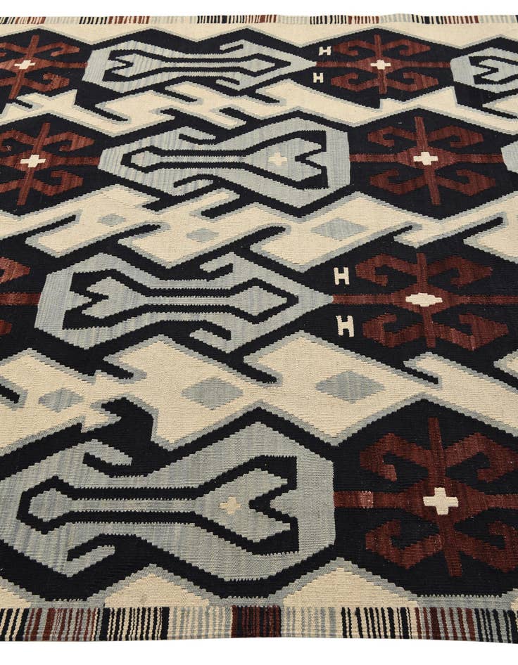 Detail image of 6' x 8'  Hand Woven Kilim Modern Wool Rug