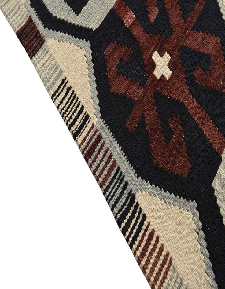Detail image of 6' x 8'  Hand Woven Kilim Modern Wool Rug
