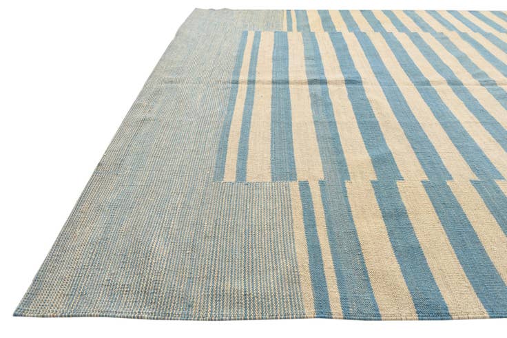 Detail image of 5' 8 x 7' 8 Hand Woven Kilim Modern Wool Rug