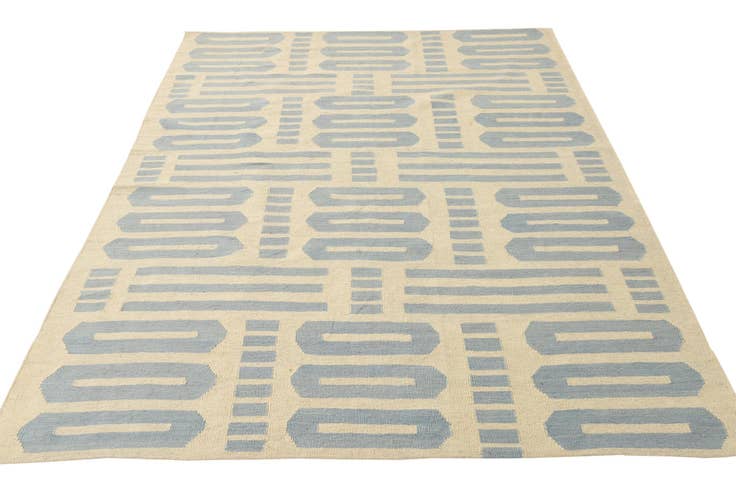 Detail image of 6' x 7' 7 Hand Woven Kilim Modern Wool Rug