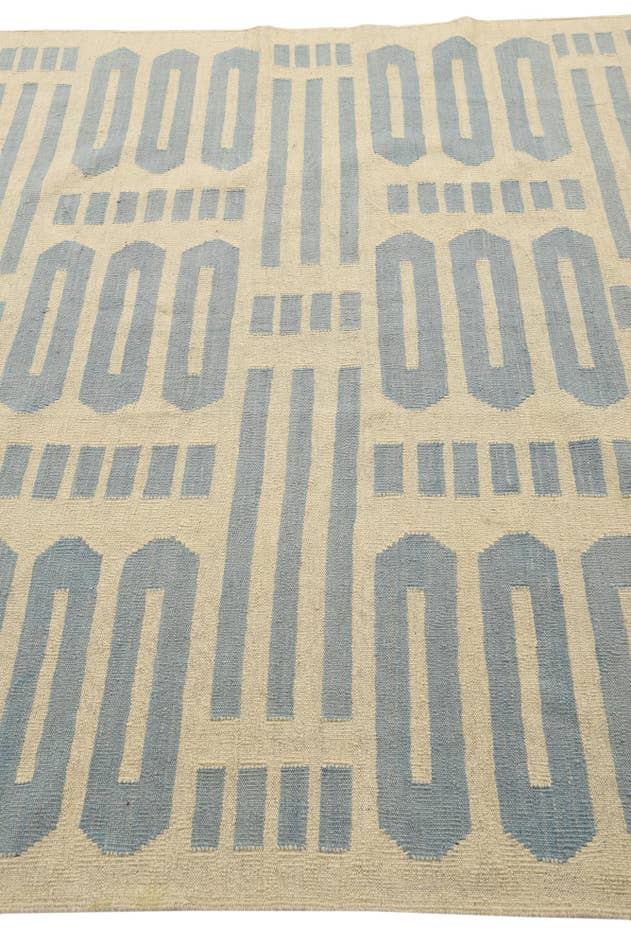 Detail image of 6' x 7' 7 Hand Woven Kilim Modern Wool Rug