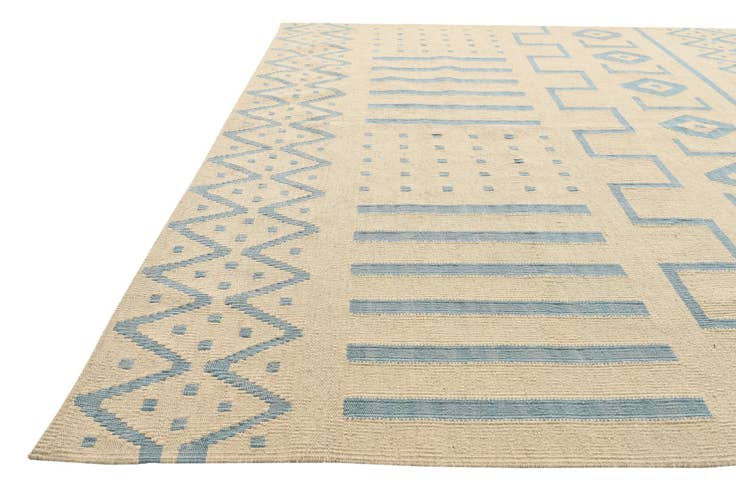 Detail image of 5' 11 x 7' 10 Hand Woven Kilim Modern Wool Rug