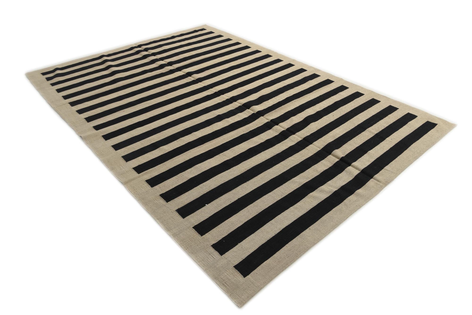 7' x 9' 9 Hand Woven Kilim Modern Wool Rug