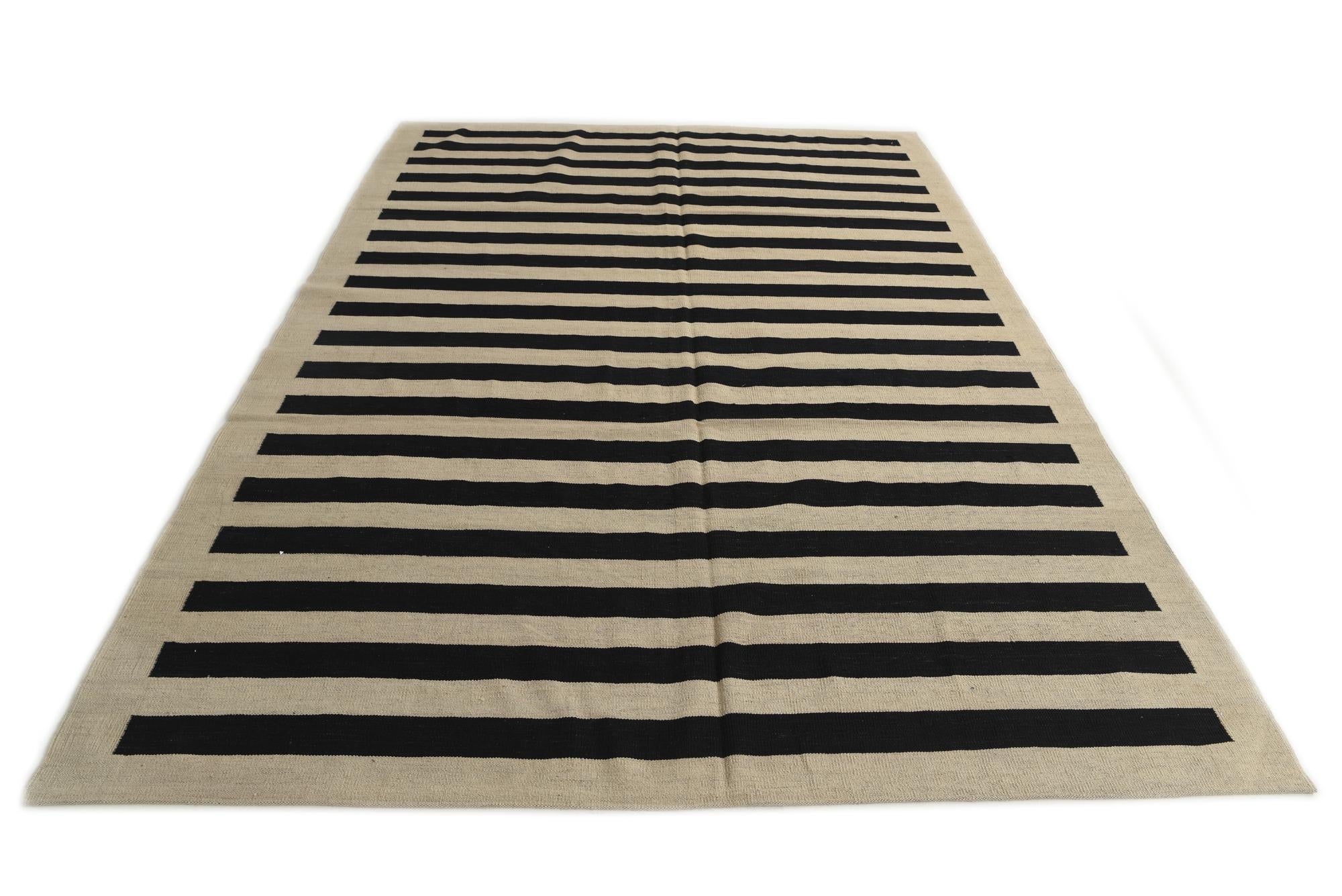 7' x 9' 9 Hand Woven Kilim Modern Wool Rug