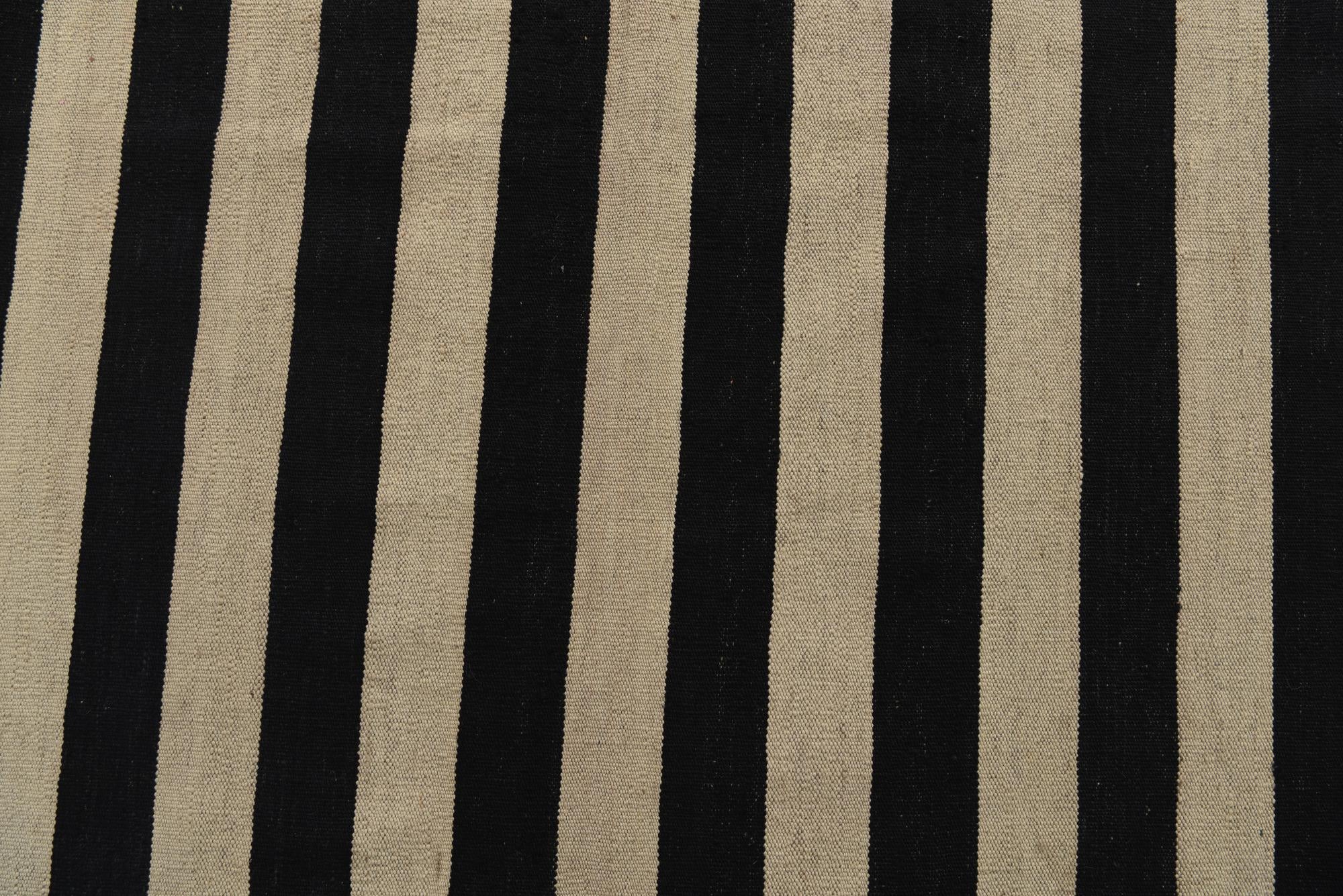 7' x 9' 9 Hand Woven Kilim Modern Wool Rug