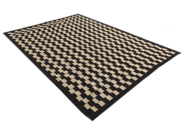 Detail image of 6' 9 x 9' 6 Hand Woven Kilim Modern Wool Rug