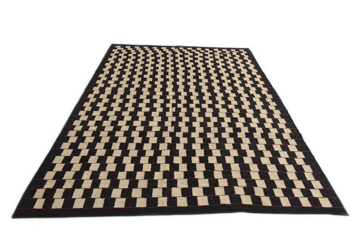 Detail image of 6' 9 x 9' 6 Hand Woven Kilim Modern Wool Rug