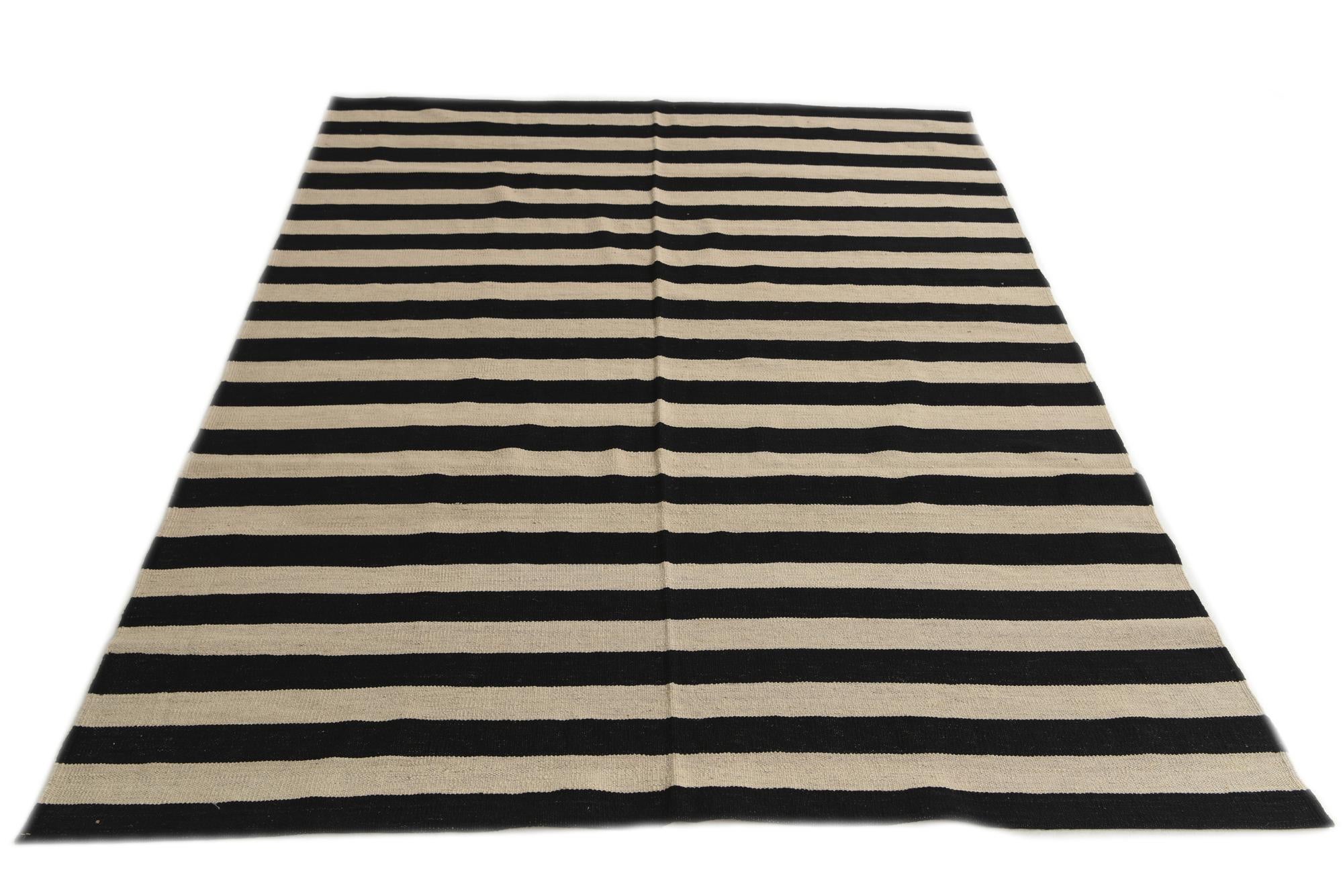 5' 9 x 7' 9 Hand Woven Kilim Modern Wool Rug