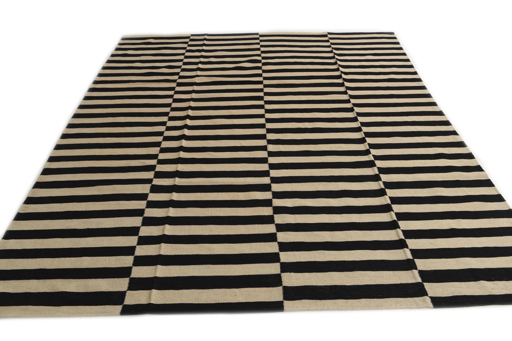 8' 5 x 9' 9 Hand Woven Kilim Modern Wool Rug