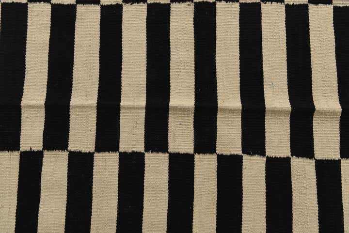 5' 6 x 7' 10 Hand Woven Kilim Modern Wool Rug