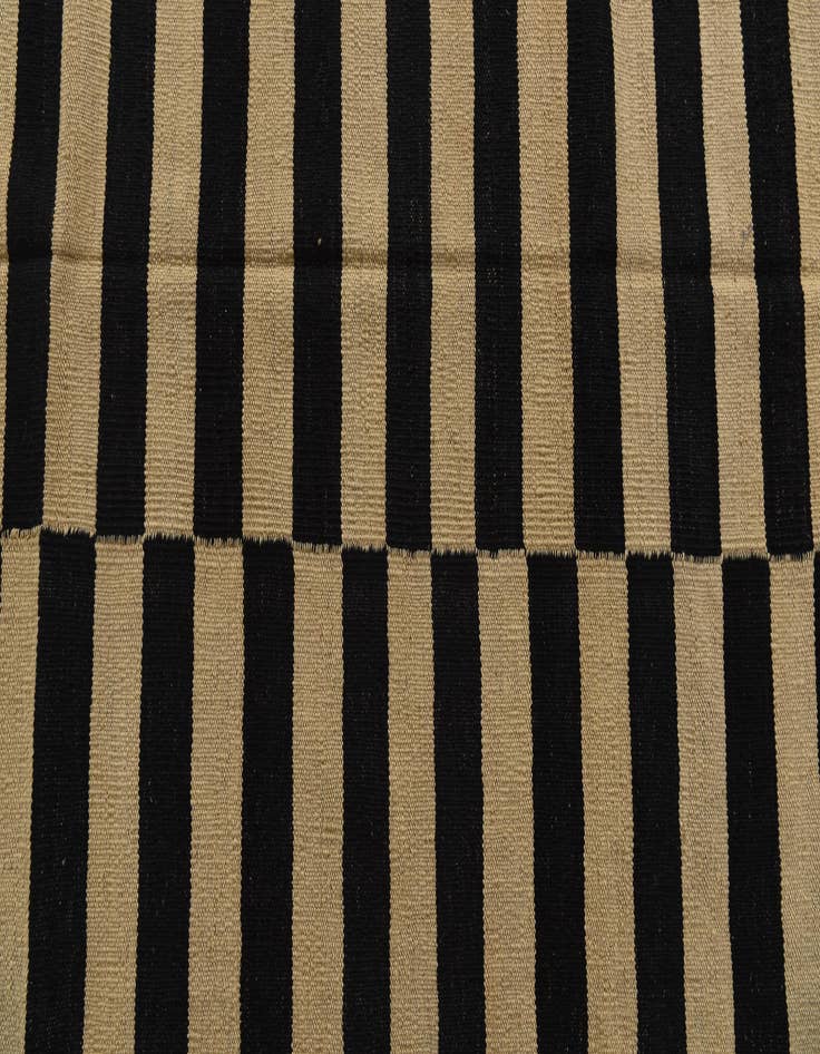 Detail image of 8' 8 x 9' 7  Hand Woven Kilim Modern Wool Rug