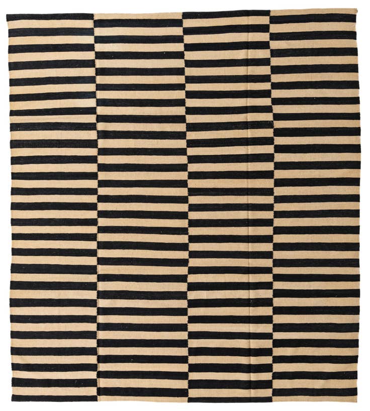 Detail image of 8' 8 x 9' 7 Hand Woven Kilim Modern Wool Rug