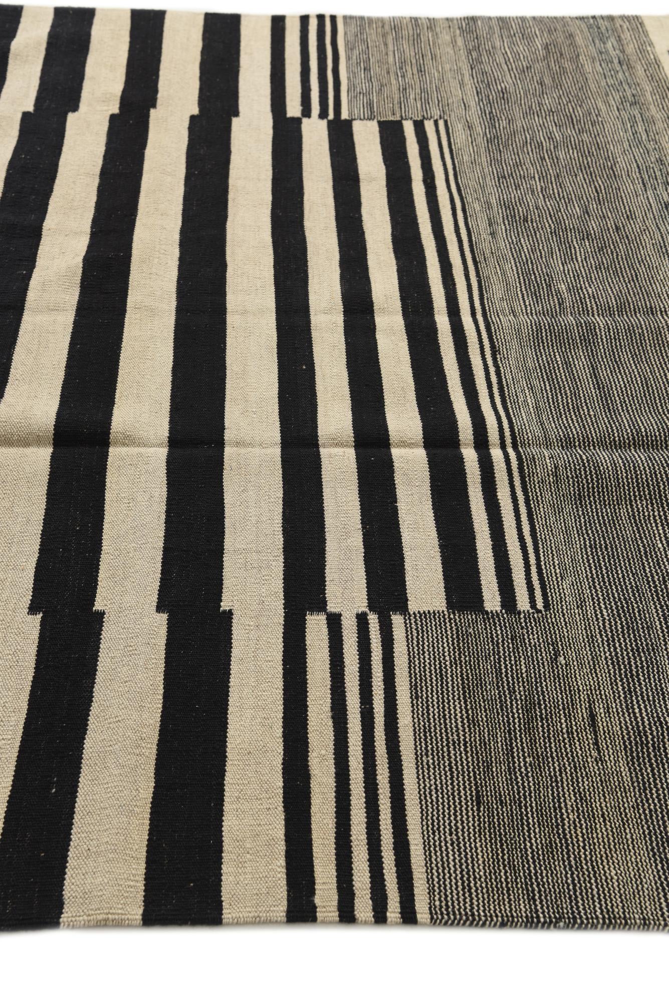 5' 8 x 7' 10 Hand Woven Kilim Modern Wool Rug