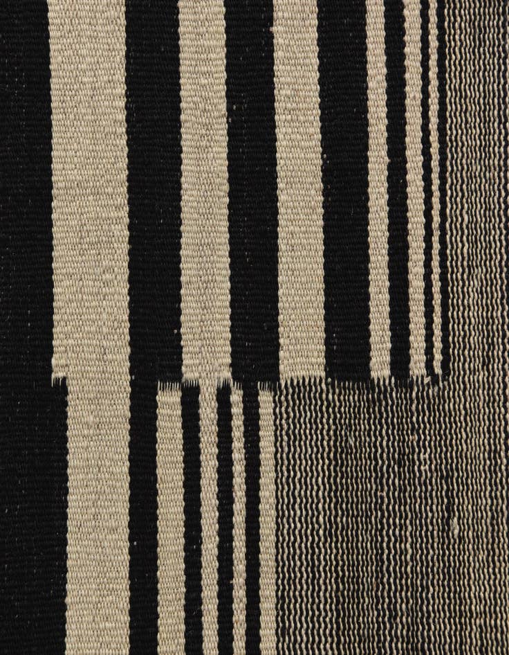 Detail image of 5' 8 x 7' 10  Hand Woven Kilim Modern Wool Rug