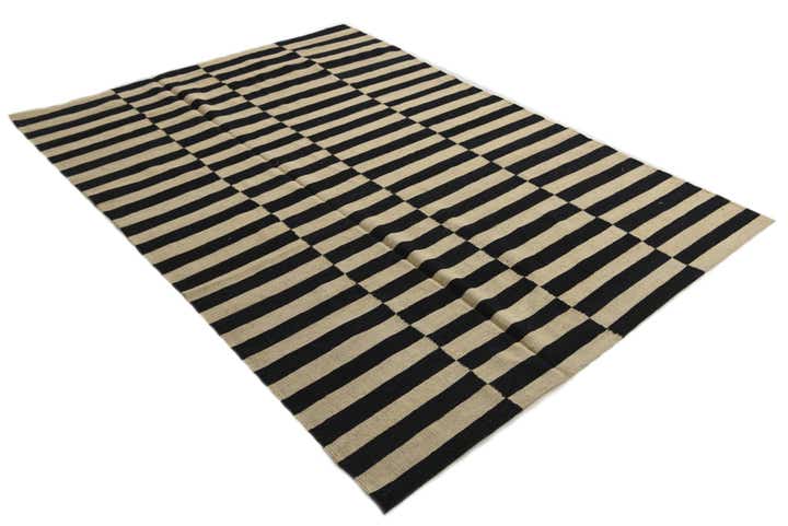5' 7 x 7' 10 Hand Woven Kilim Modern Wool Rug
