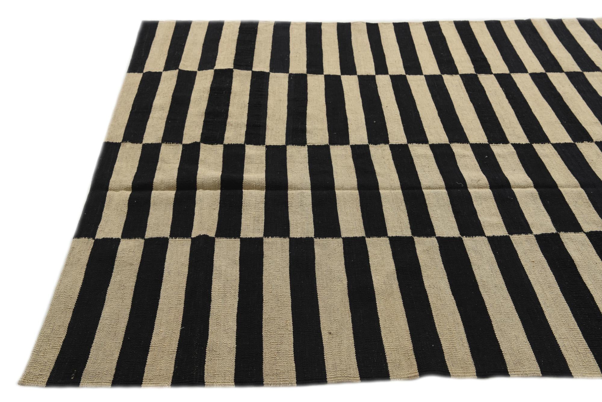 5' 7 x 7' 10 Hand Woven Kilim Modern Wool Rug