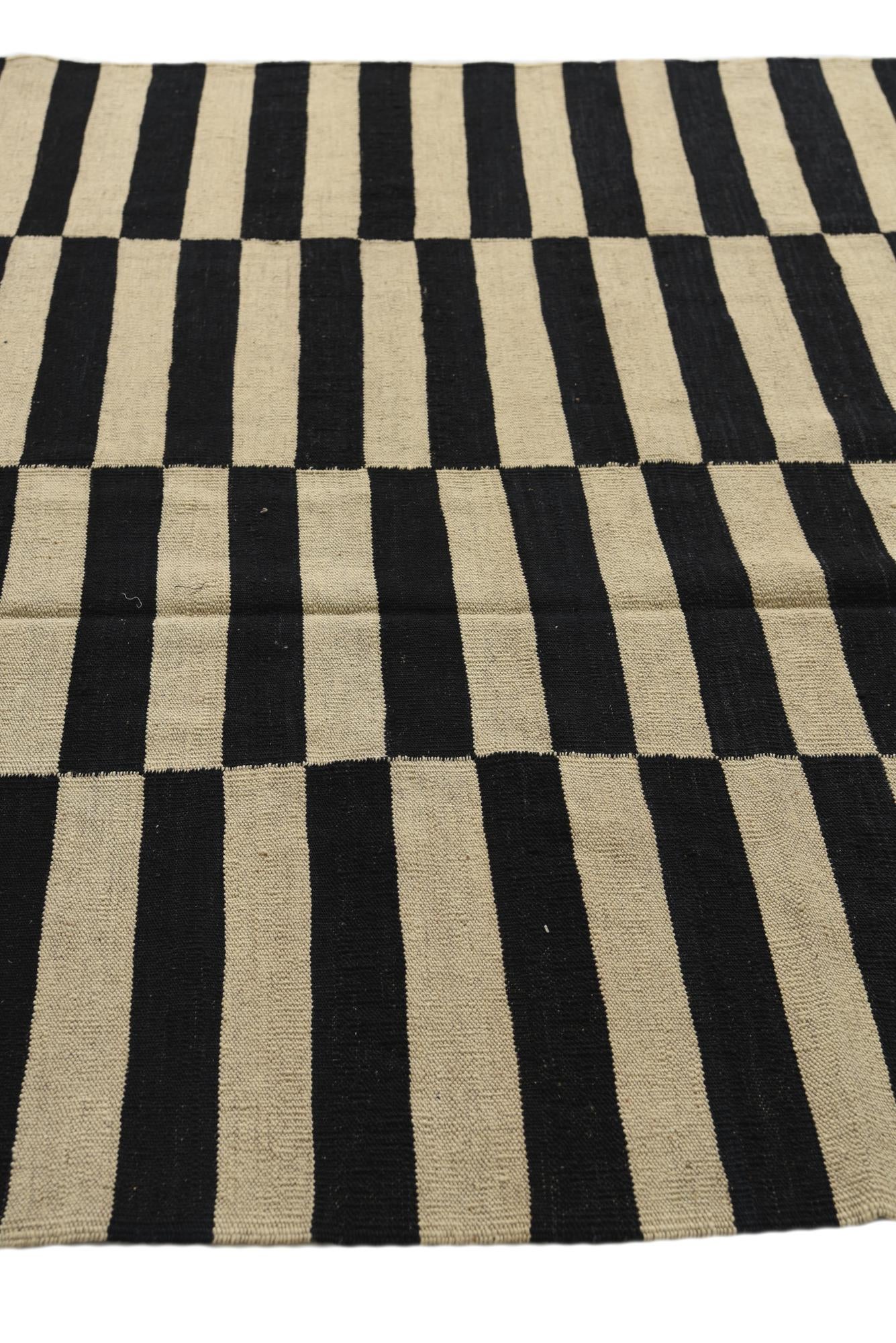 5' 7 x 7' 10 Hand Woven Kilim Modern Wool Rug