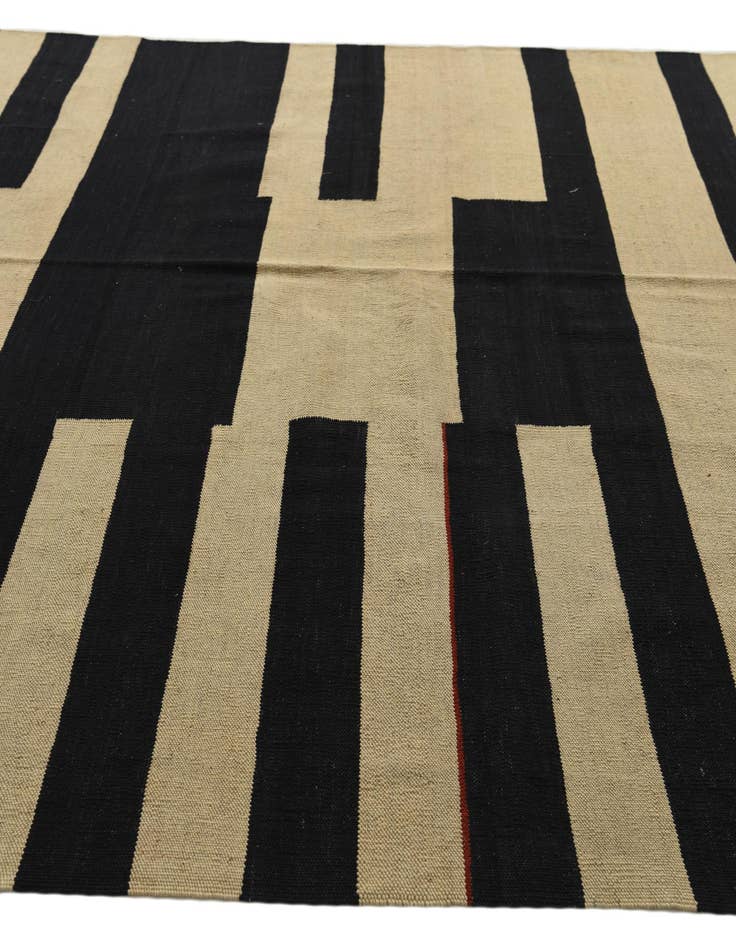 Detail image of 7' x 10'  Hand Woven Kilim Modern Wool Rug