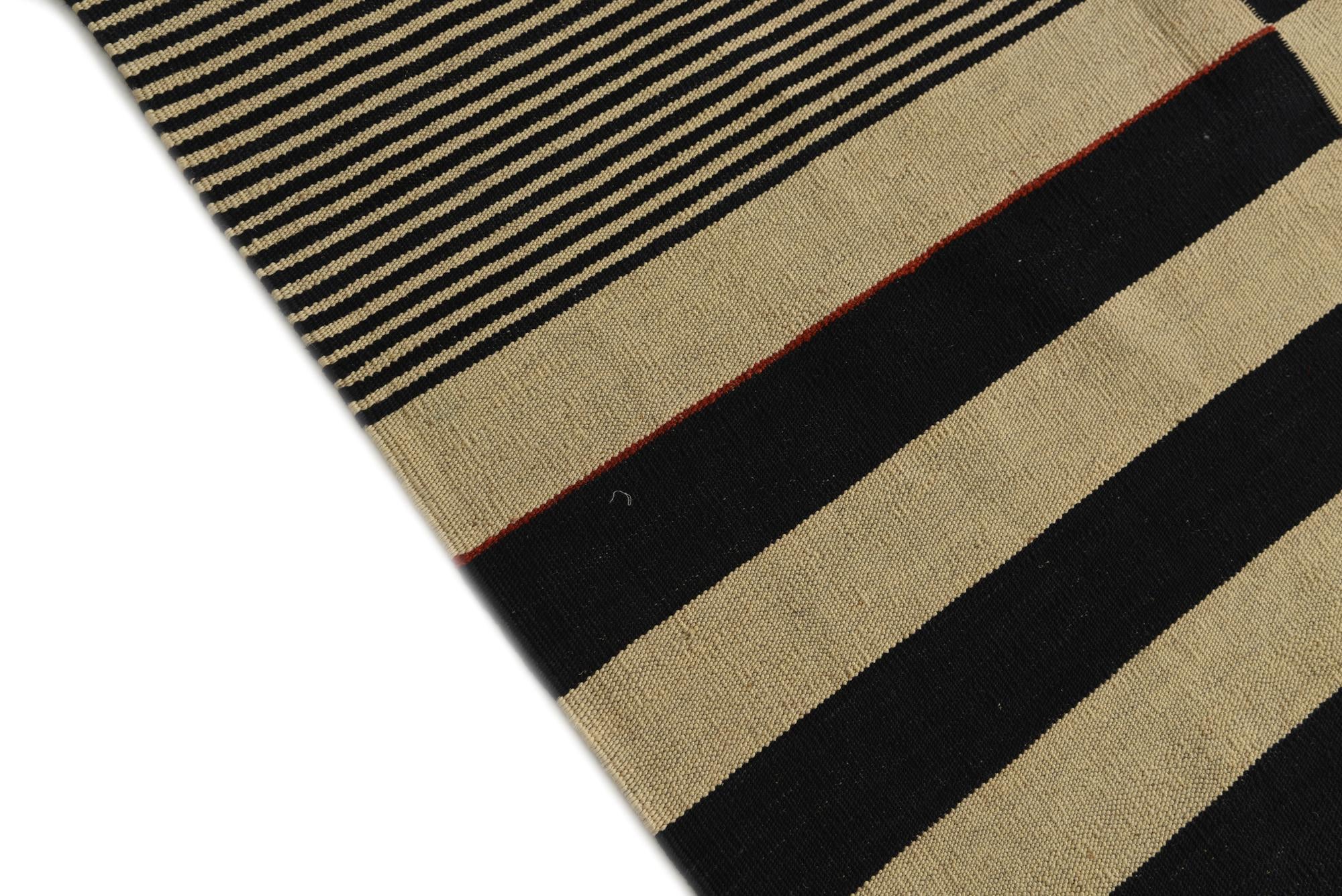 7' x 10' Hand Woven Kilim Modern Wool Rug