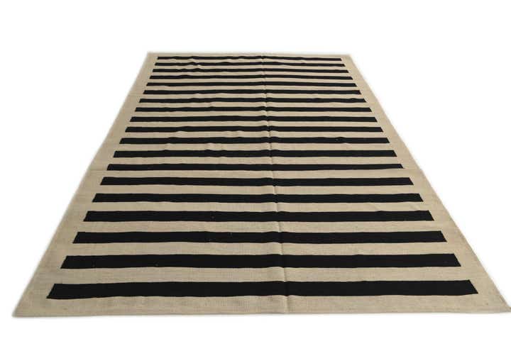 6' 8 x 9' 8 Hand Woven Kilim Modern Wool Rug