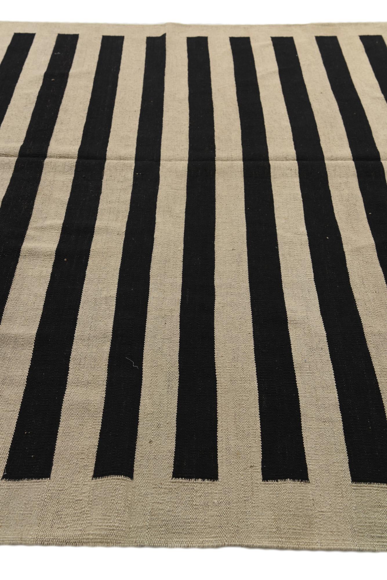 6' 8 x 9' 8 Hand Woven Kilim Modern Wool Rug