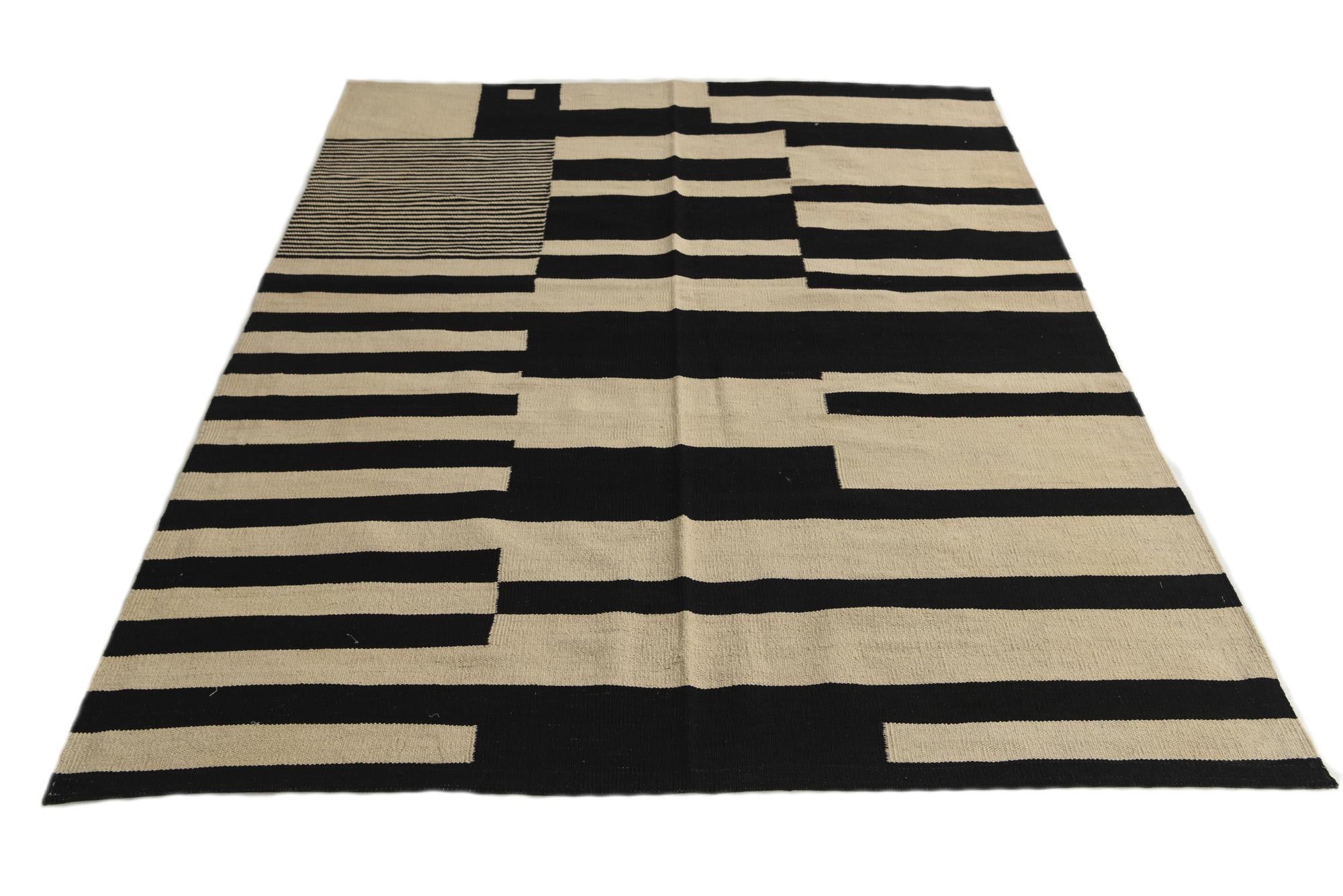 5' 2 x 6' 9 Hand Woven Kilim Modern Wool Rug