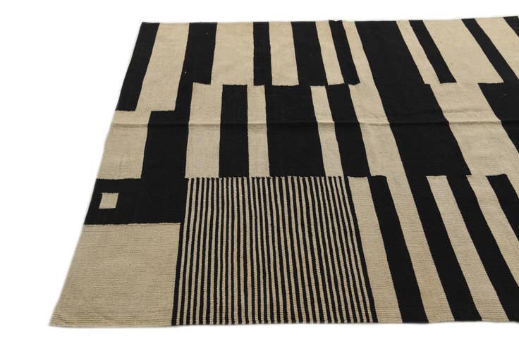 Detail image of 5' 2 x 6' 9 Hand Woven Kilim Modern Wool Rug