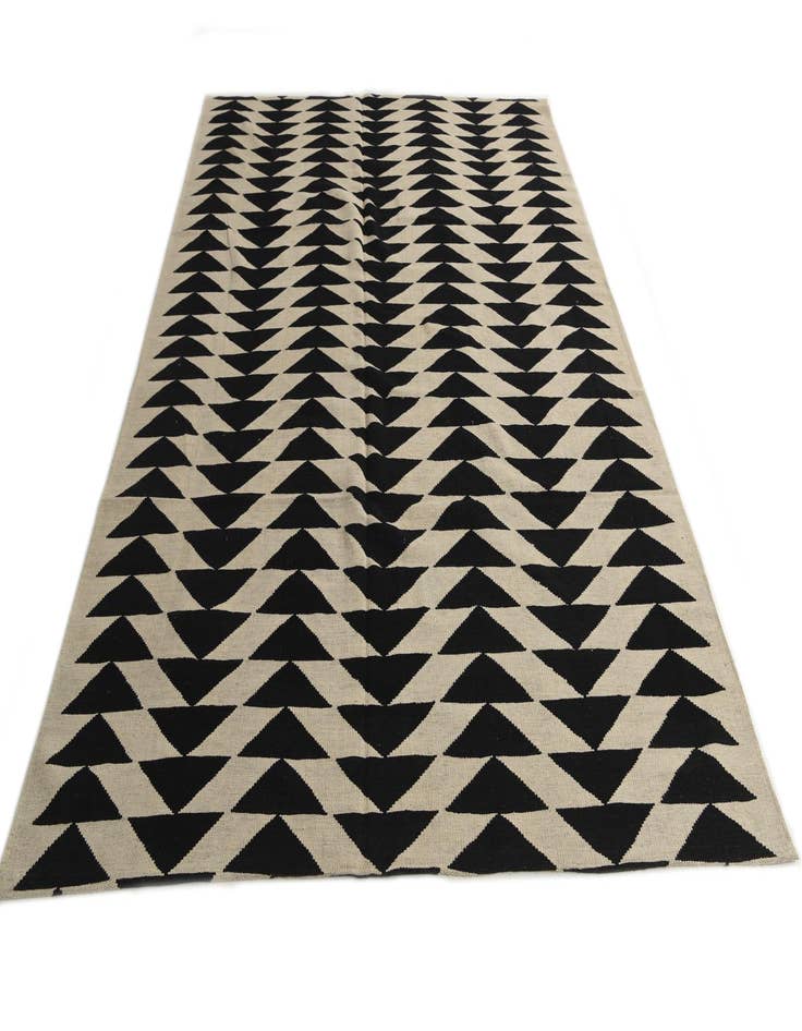 Detail image of 6' 9 x 9' 6 Hand Woven Kilim Modern Wool Rug