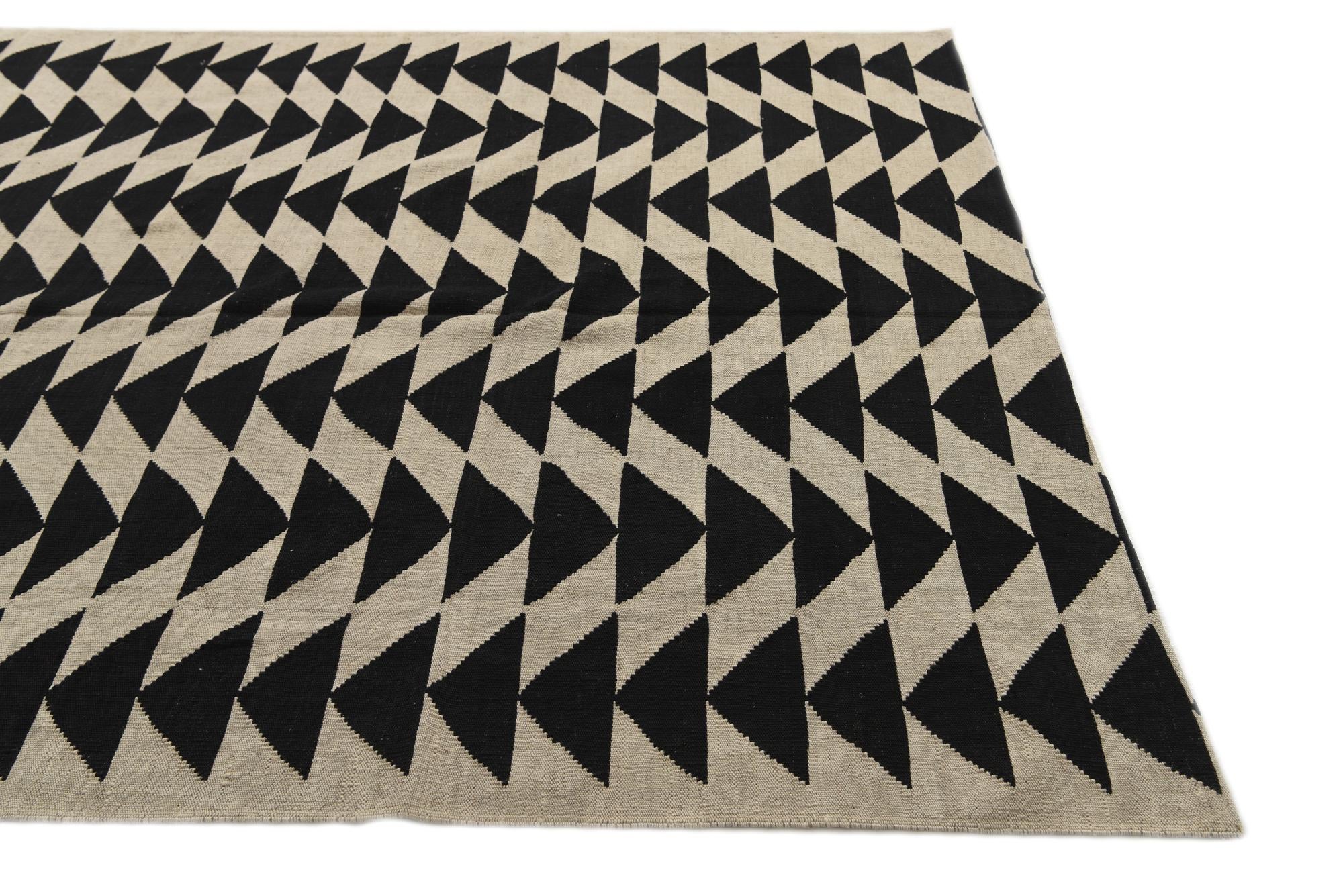6' 9 x 9' 6 Hand Woven Kilim Modern Wool Rug