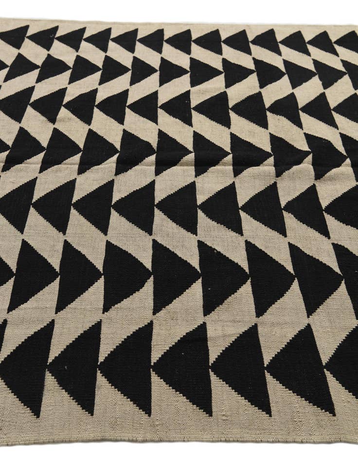 Detail image of 6' 9 x 9' 6  Hand Woven Kilim Modern Wool Rug