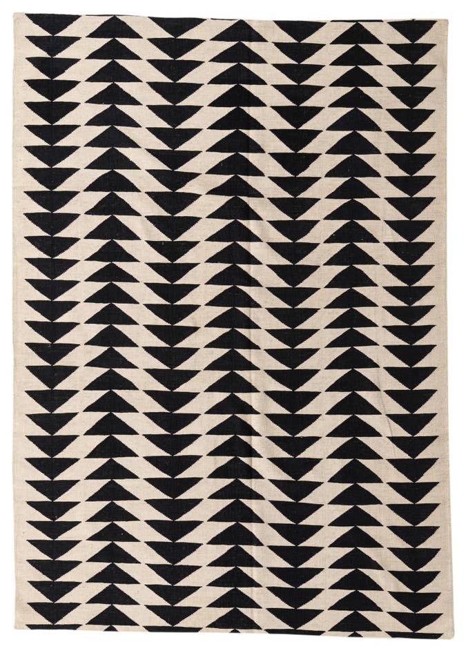 Detail image of 6' 9 x 9' 6 Hand Woven Kilim Modern Wool Rug