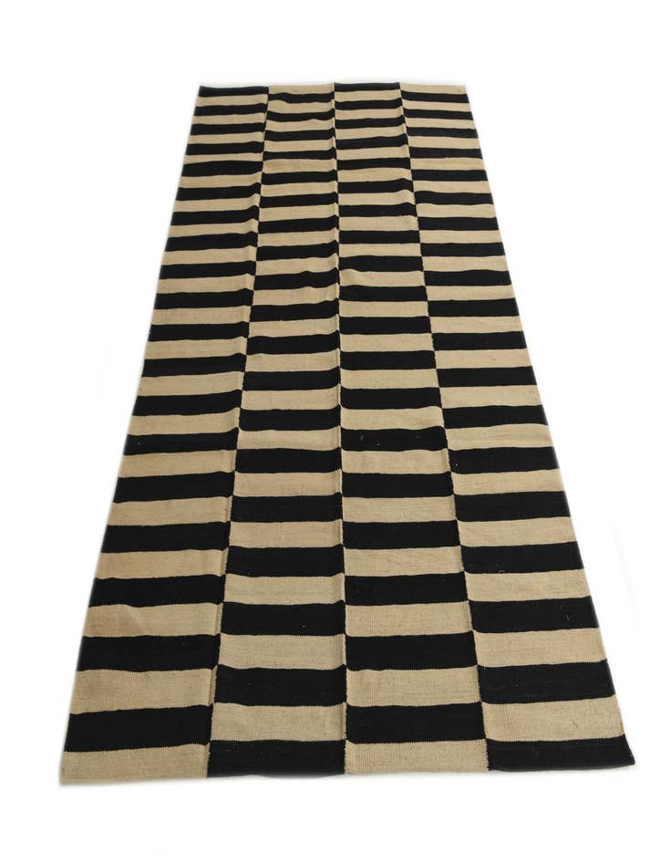 Detail image of 5' 3 x 7' 9  Hand Woven Kilim Modern Wool Rug