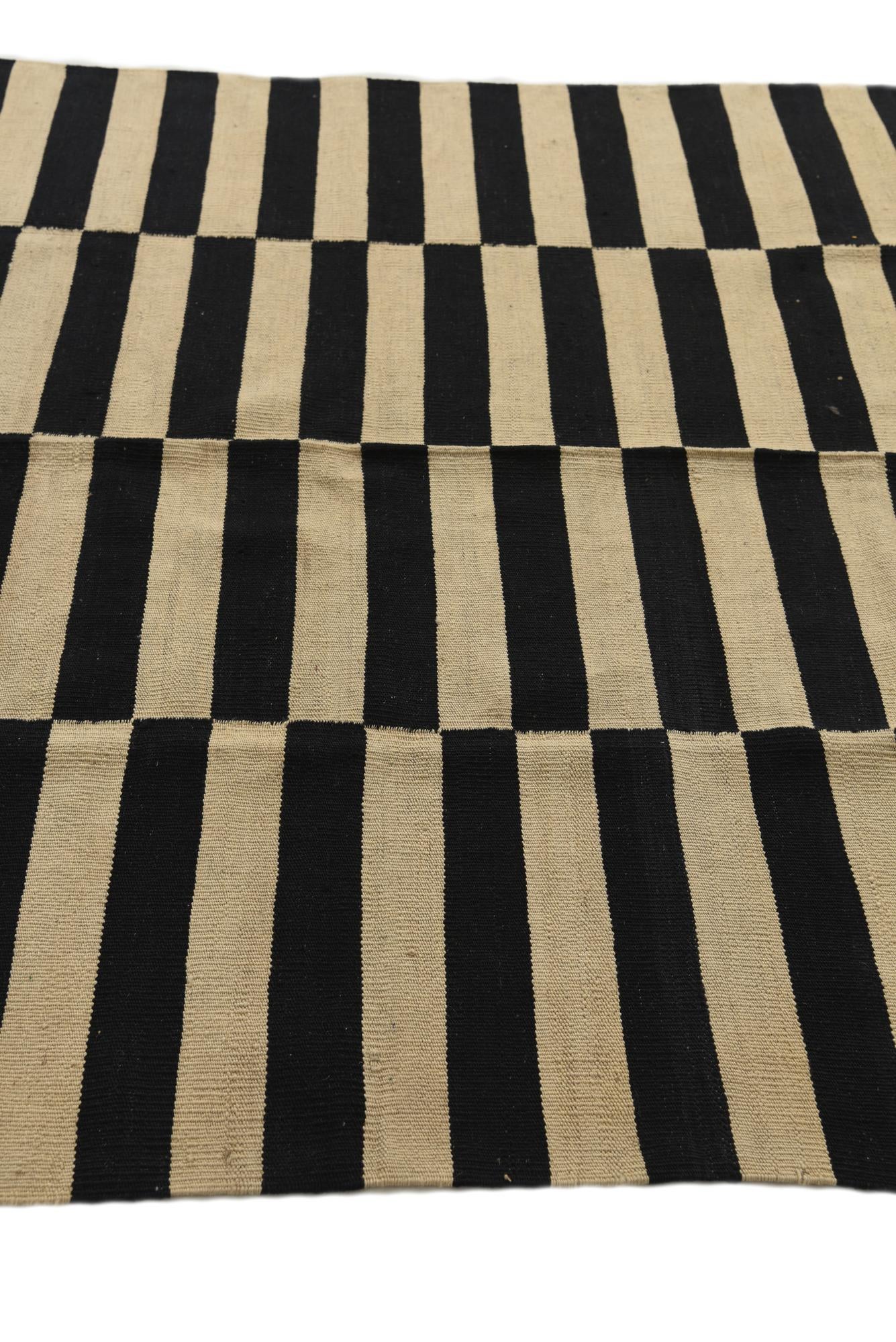 5' 3 x 7' 9 Hand Woven Kilim Modern Wool Rug