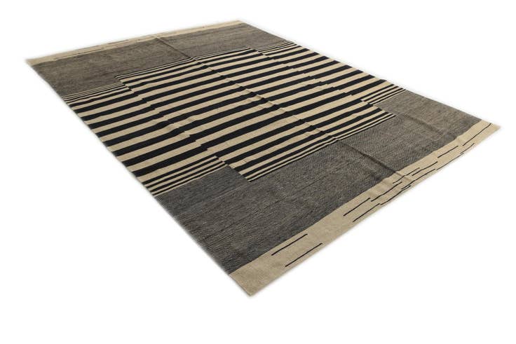 Detail image of 7' x 9' 7 Hand Woven Kilim Modern Wool Rug