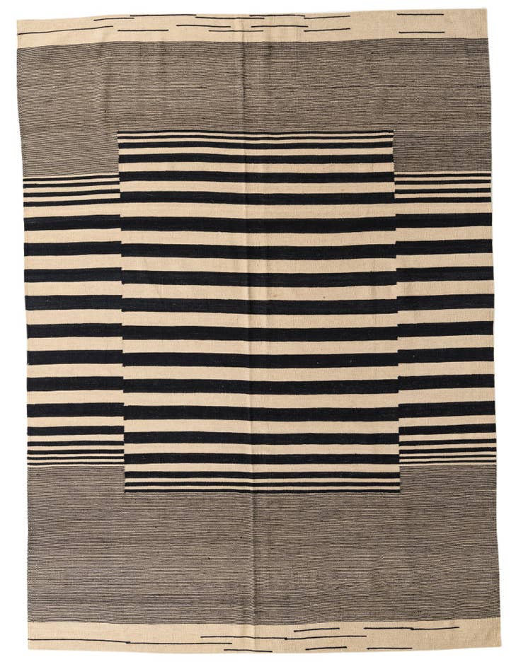 Detail image of 7' x 9' 7 Hand Woven Kilim Modern Wool Rug