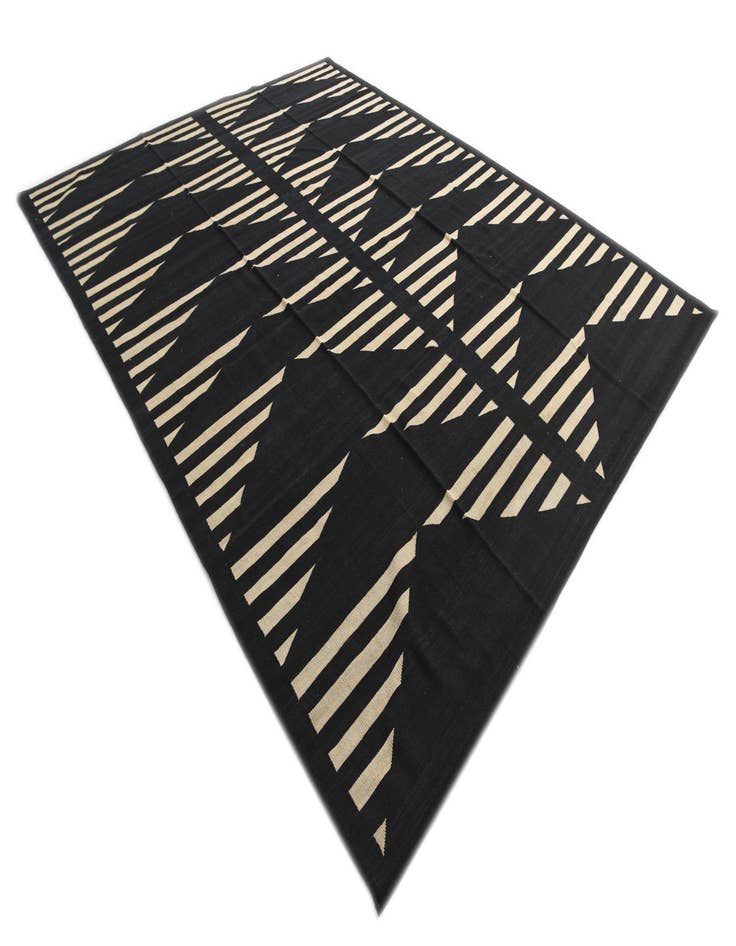 Detail image of 10' 1 x 12' 10  Hand Woven Kilim Modern Wool Rug