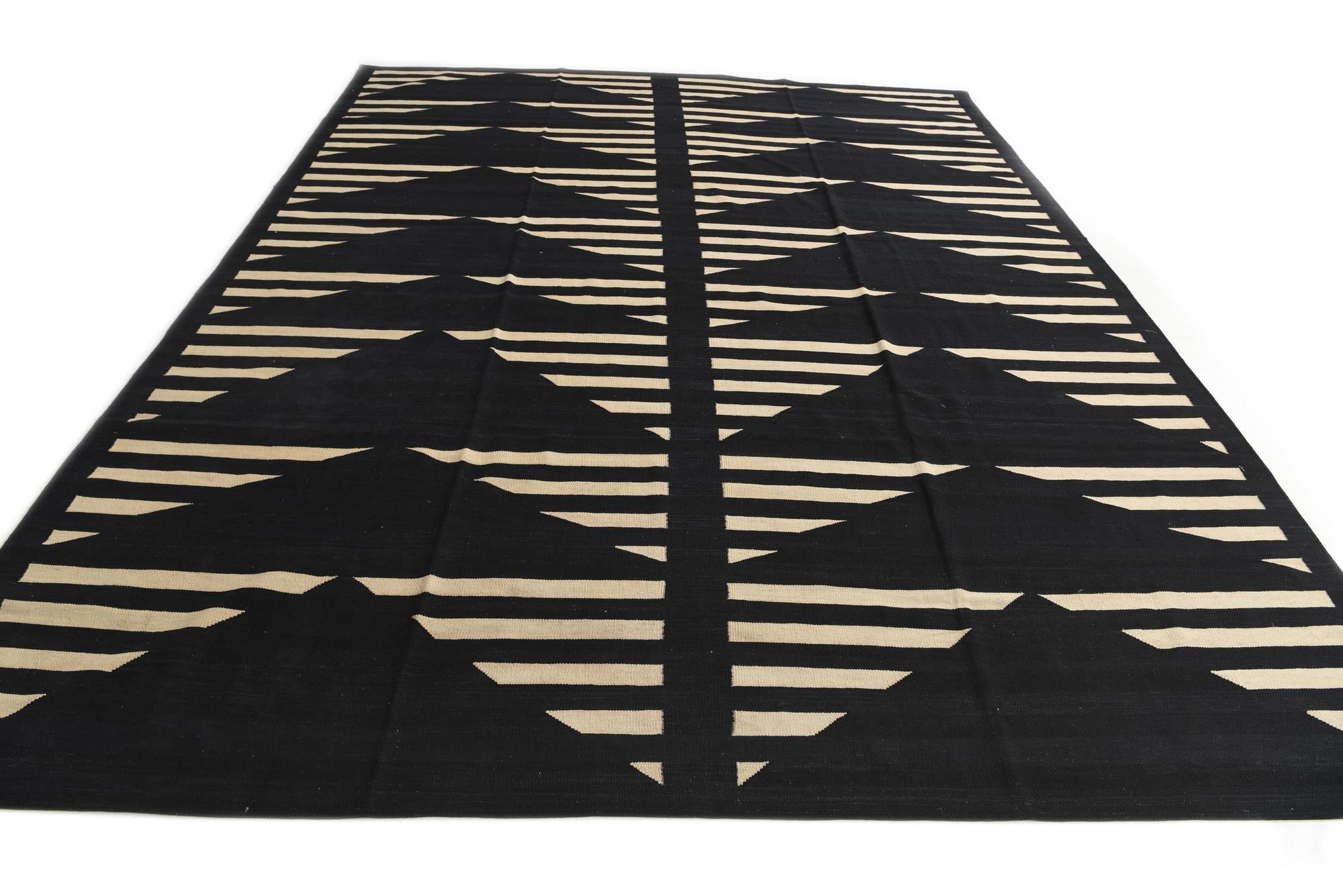 10' 1 x 12' 10 Hand Woven Kilim Modern Wool Rug
