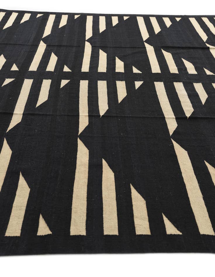 Detail image of 10' 1 x 12' 10  Hand Woven Kilim Modern Wool Rug
