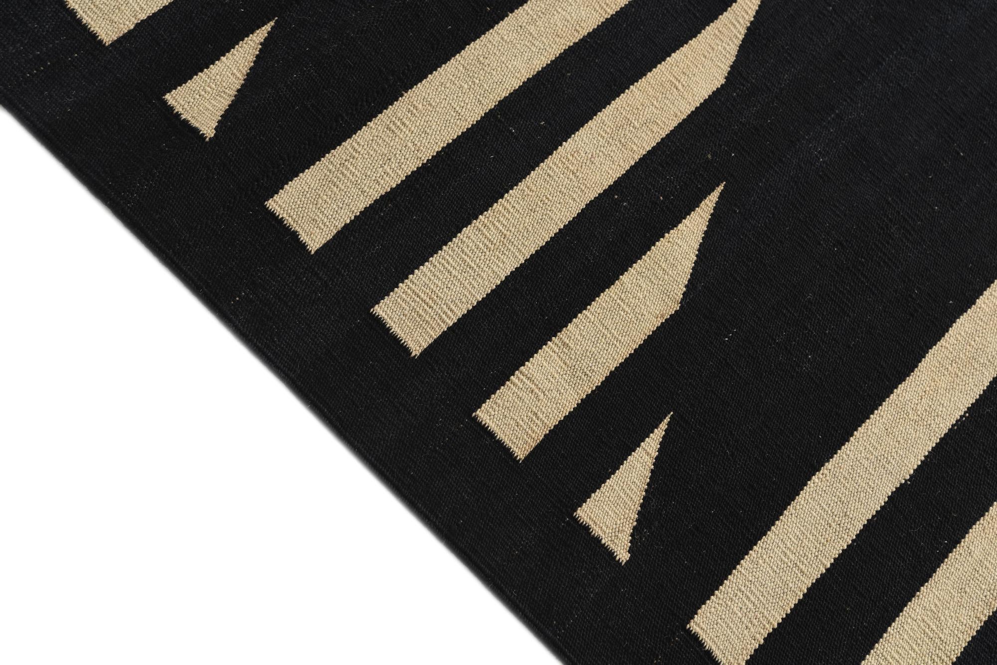 10' 1 x 12' 10 Hand Woven Kilim Modern Wool Rug