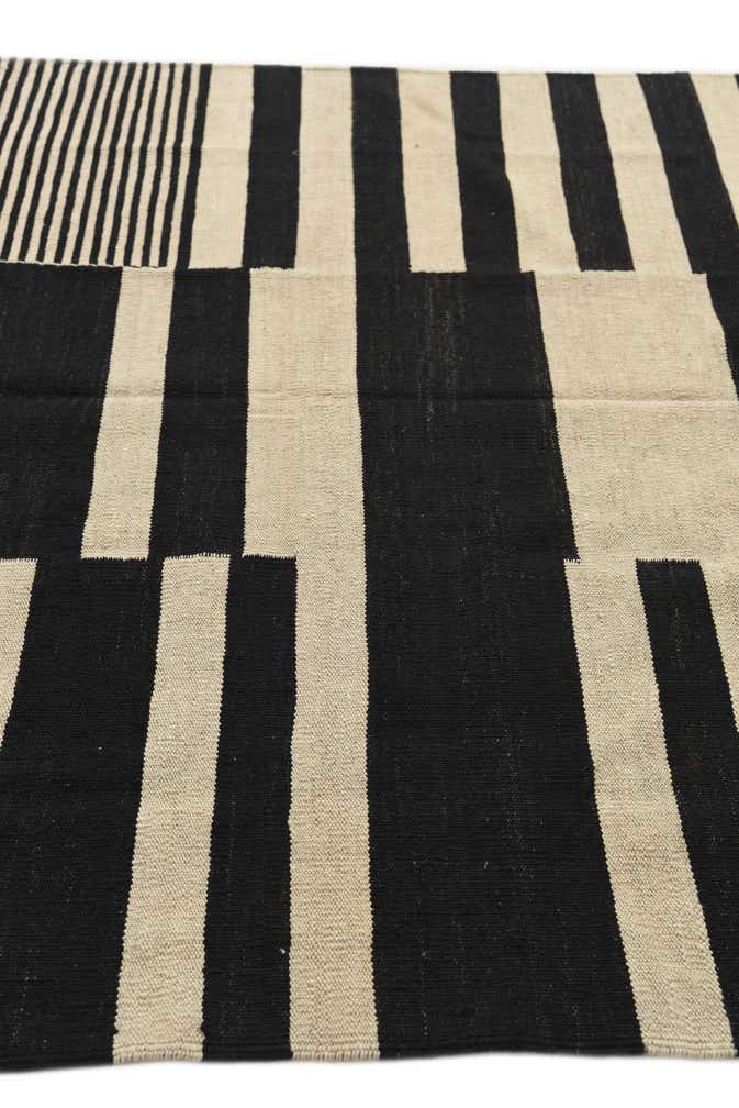 5' x 6' 8 Hand Woven Kilim Modern Wool Rug