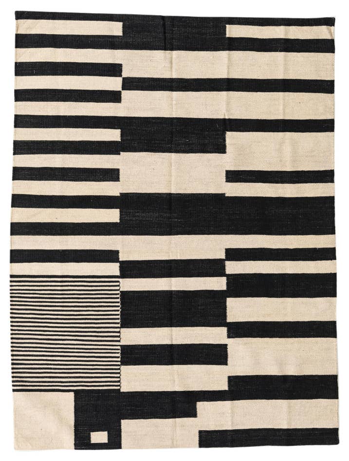 Detail image of 5' x 6' 8 Hand Woven Kilim Modern Wool Rug