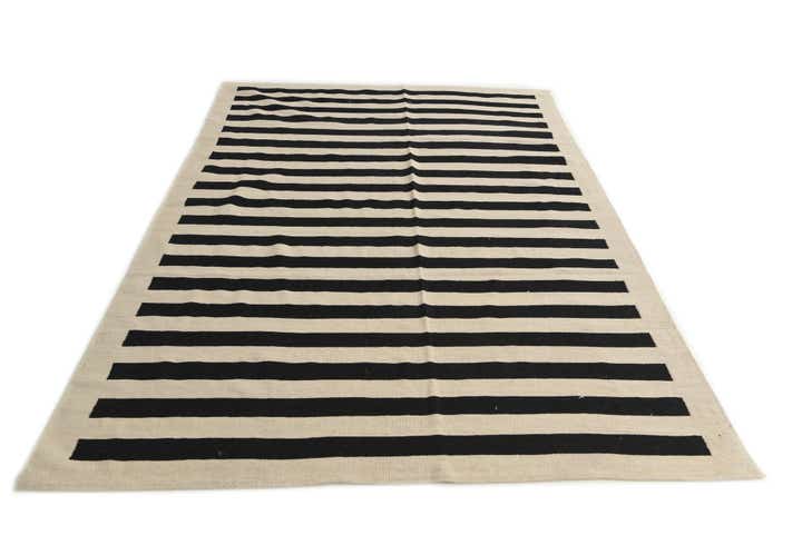 6' 8 x 9' 7 Hand Woven Kilim Modern Wool Rug