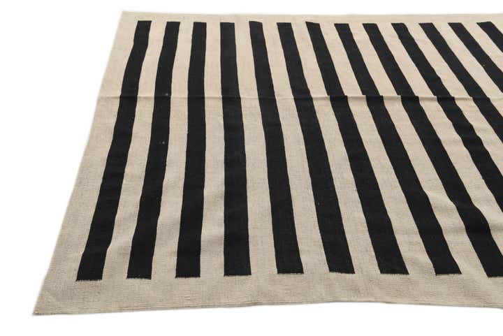 6' 8 x 9' 7 Hand Woven Kilim Modern Wool Rug