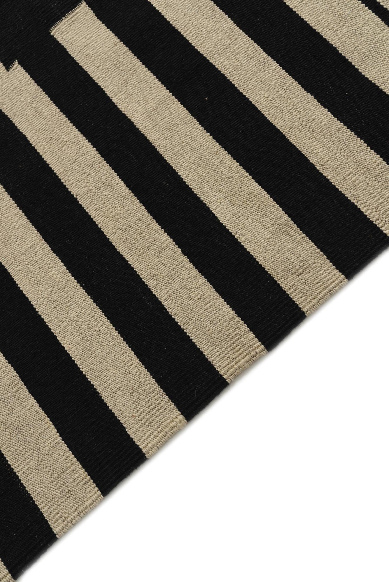 5' 2 x 6' 7 Hand Woven Kilim Modern Wool Rug