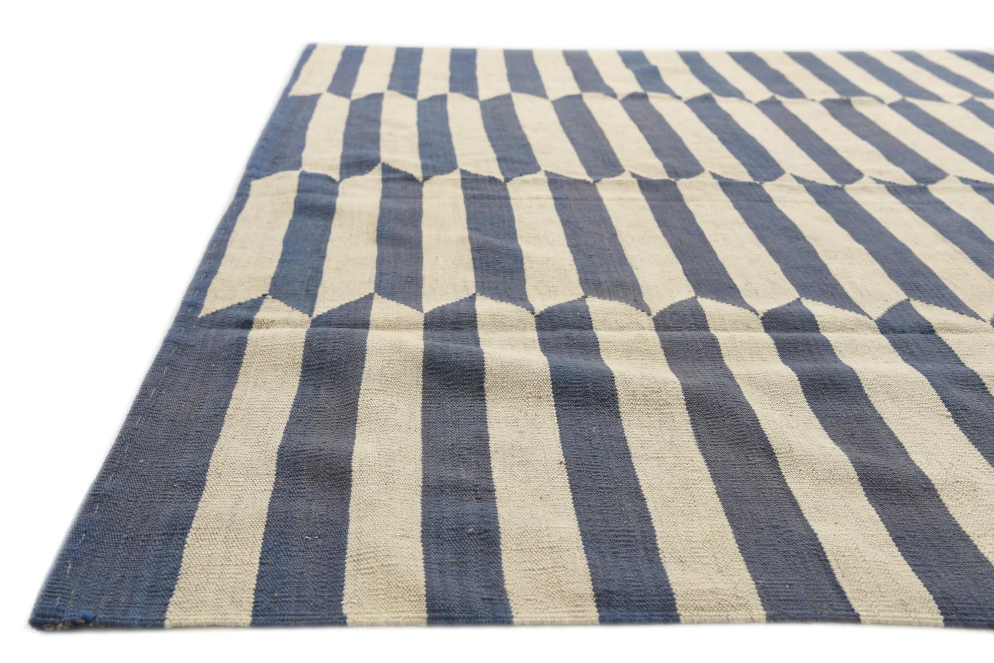 6' 8 x 9' 5 Hand Woven Kilim Modern Wool Rug